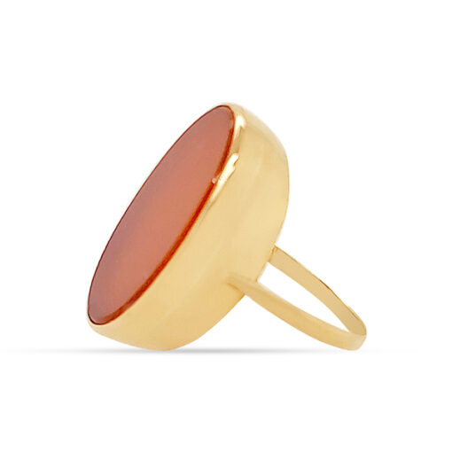 EASTE LARGE CARNELIAN AND GOLD RING