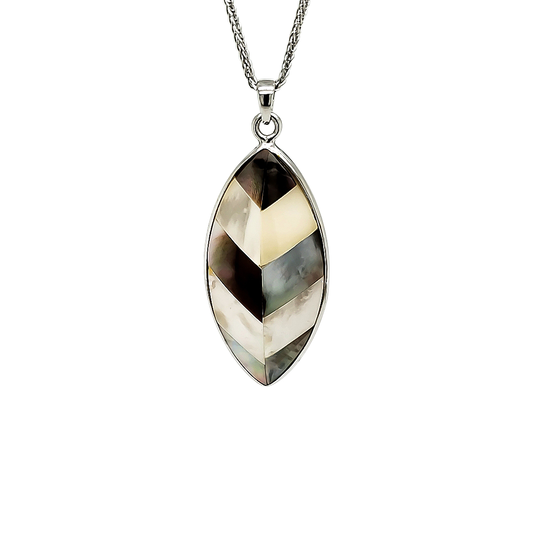 Silver Leaf Motiff Earring And Pendant