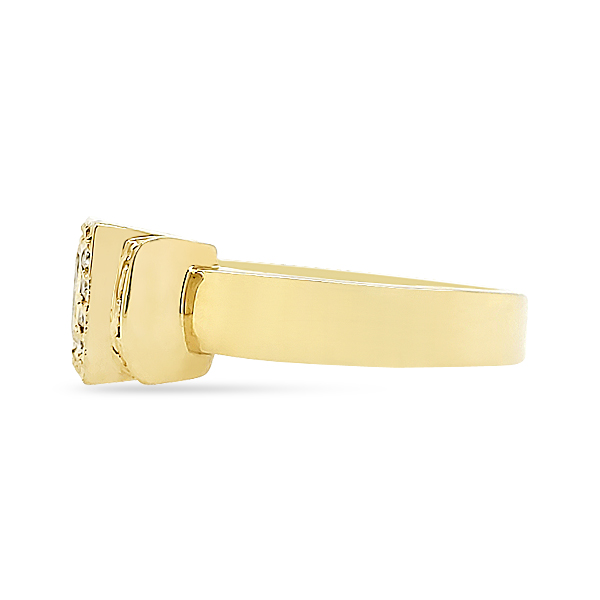 Princess Cut And Rounds Diamond Ring - Image 2