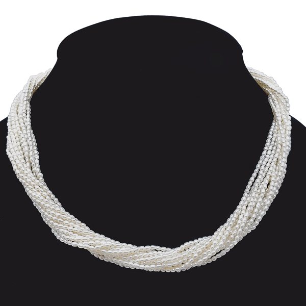 Pearl Necklace and Bracelet Set